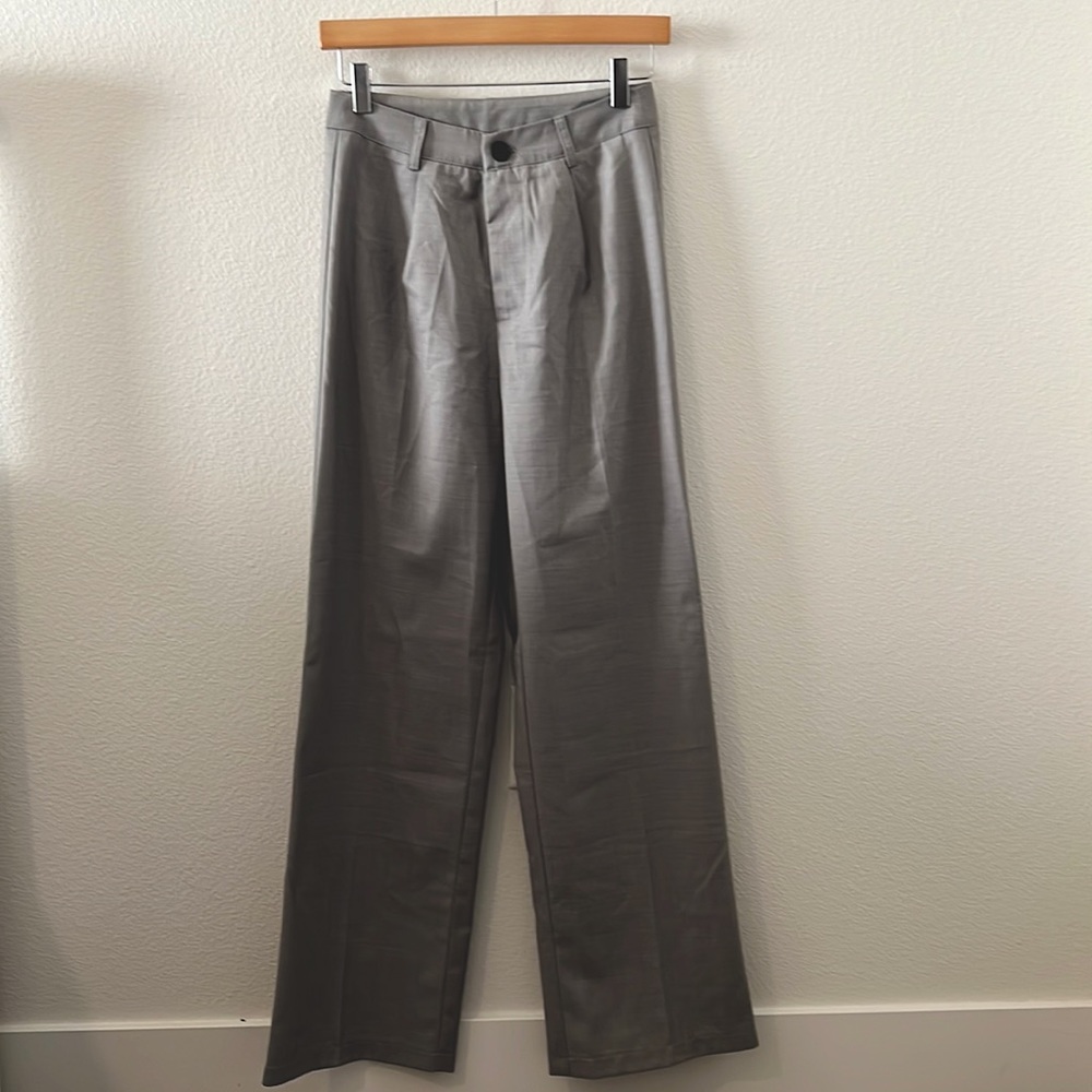 Shop Cider size small grey high waisted slacks